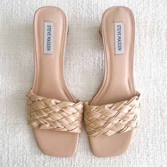 Steve Madden nude sandals. - Picture 9 of 13